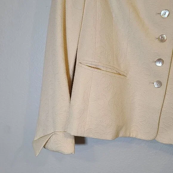 Nina McLemore Cream Patterned Cotton Blend Blazer Size 2 - Picture 2 of 8